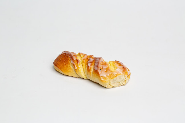 Comentarii opinii despre Piekarnia Cukiernia Konopki - sklep firmowy ul. Konstytucji 3 Maja 32 A