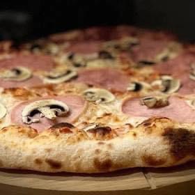 Comentarii opinii despre Napoletana