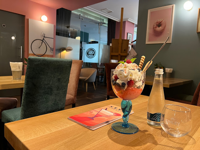 Rynek 8, 38-200 Jasło