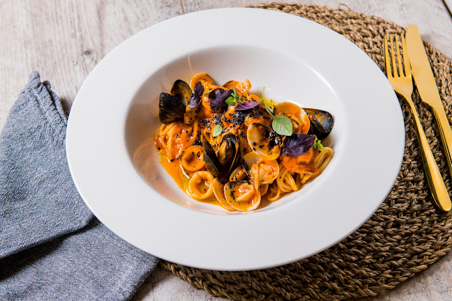 Puławska 58, 05-500 Mysiadło