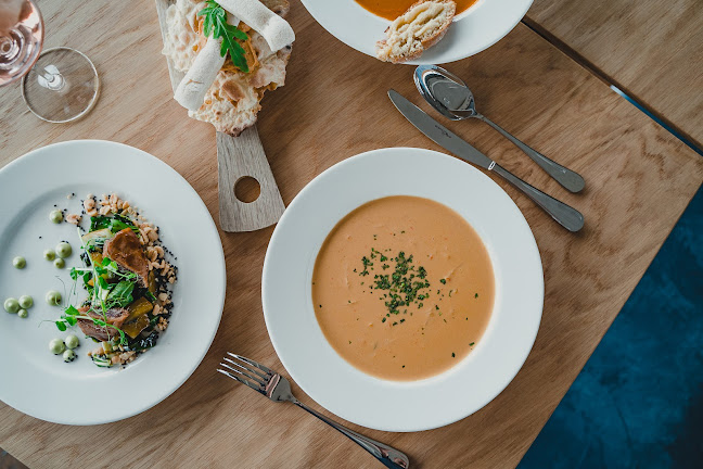 Restauracja Pino River