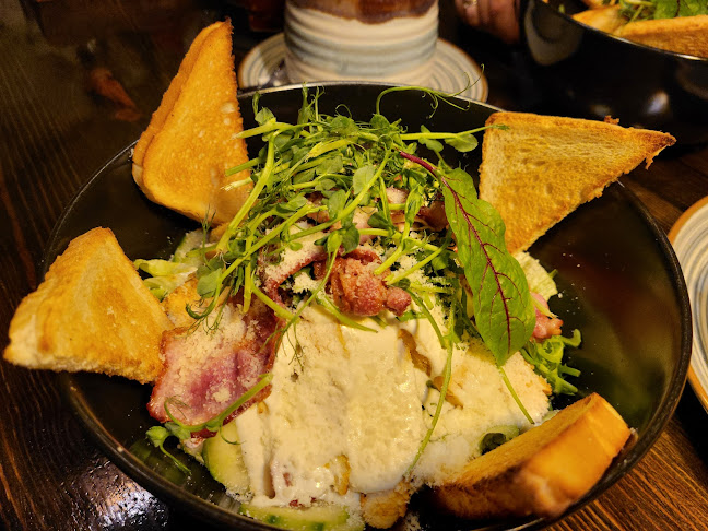 Restauracja: "Pod Złotym Liściem" - Gastronomia