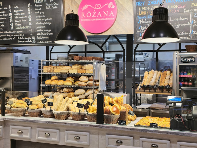 Opinii despre Różana Piekarnia Cukiernia Kawiarnia în Wrocław - Gastronomia