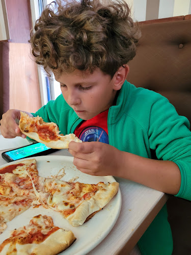 Rio Pizza & Restaurant - Gastronomia