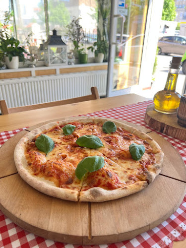 Opinii despre Na Łazarskim Cieście în Poznań - Gastronomia