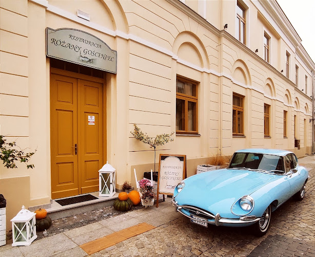 Rynek 12 wejście od ul. Rwańskiej, Rwańska 2/2, 26-600 Radom