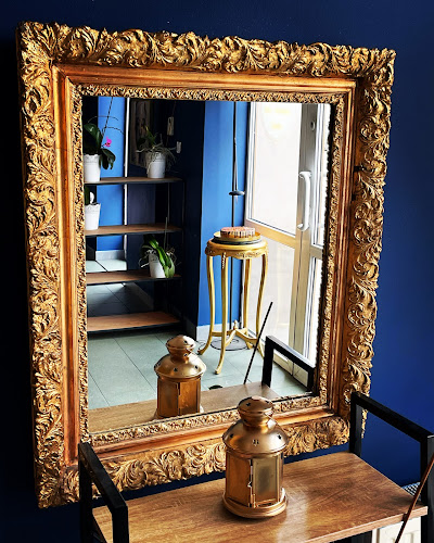 Złote a skromne ciastka - Kraków