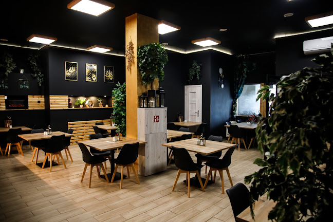 https://czarnydomek.pl/