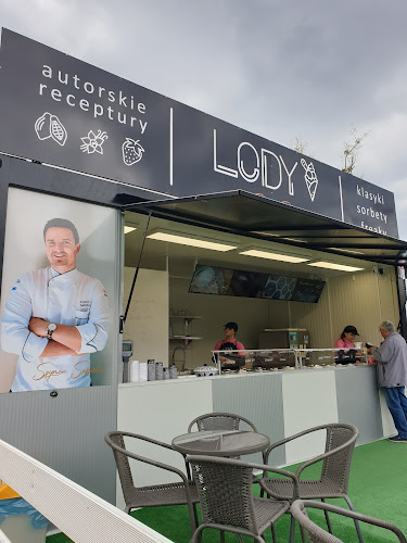 Lody by Szymon Sapieha