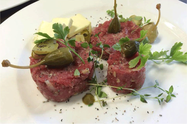 Malinowy Bzyk Restauracja - Dalanówek