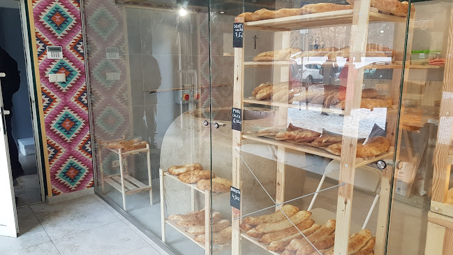 Megobrebi - piekarnia gruzińska - Gastronomia