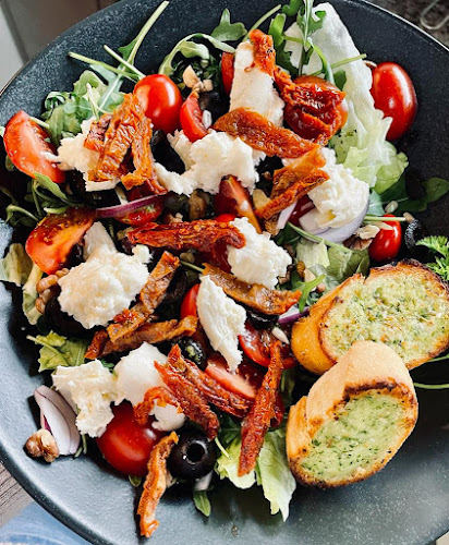 Comentarii opinii despre Messa Pub & Restaurant