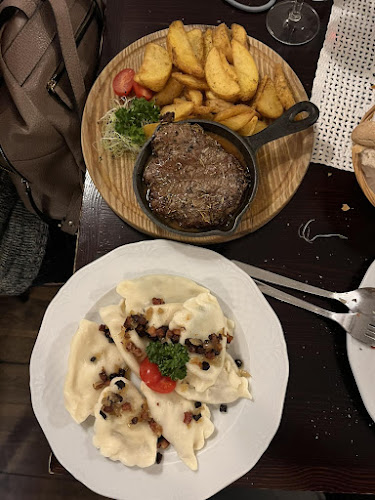 Opinii despre Gospoda Kwiaty Polskie restauracja Stare Miasto Warszawa kuchnia polska în Warszawa - Gastronomia