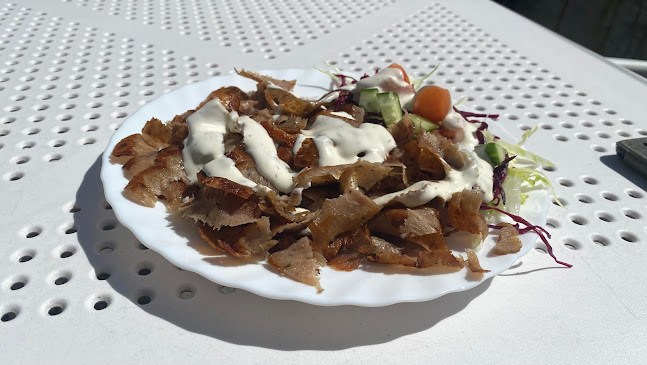 Comments and reviews of Royal Kebab
