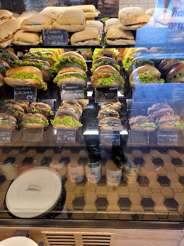 Plac Zwycięstwa 1, 70-225 Szczecin