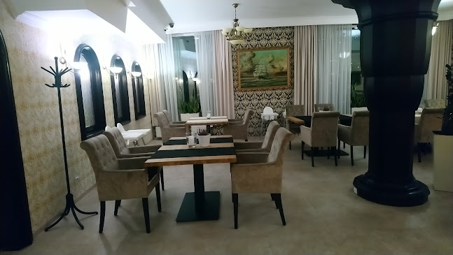 Restauracja "Na Rozdrożu" w Hotelu Victoria w Bolszewie - Gastronomia