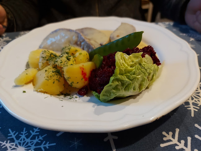 Sikorskiego 111, 05-420 Józefów, Polska