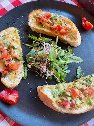 Comments and reviews of Trattoria Familia