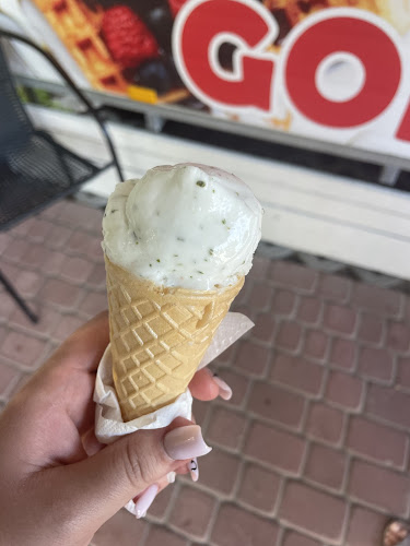 Opinii despre Lodziarnia Pod Kalinką în Klaudyn - Gastronomia