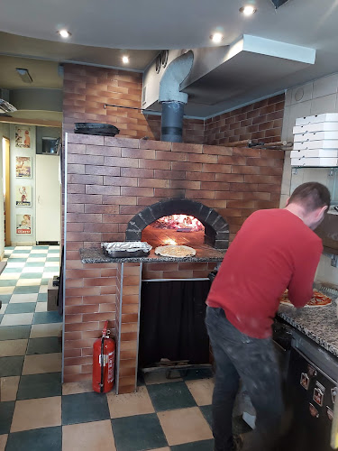 DaDami Trattoria Pizzeria - Gastronomia