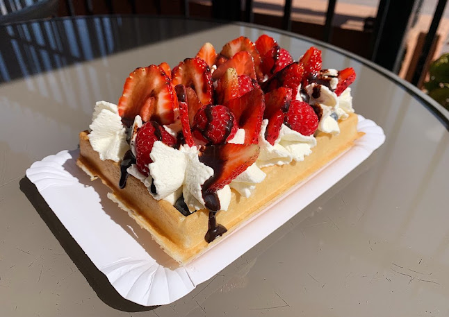 Włoska ROBOTA Lody Włoskie, Własnej roboty i gofry