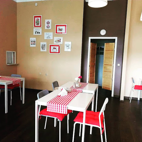 Comments and reviews of Bistro na Pięterku . Restauracja Kuchnia domowa Jedzenie na miejscu na wynos i z dostawą