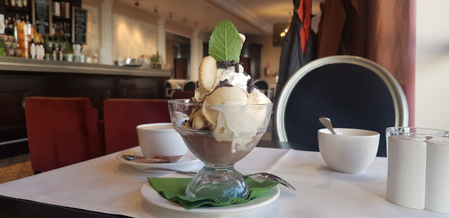 Cafe Helenka - Gastronomia