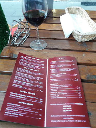 Opinii despre Deda's Chinkali în Warszawa - Gastronomia