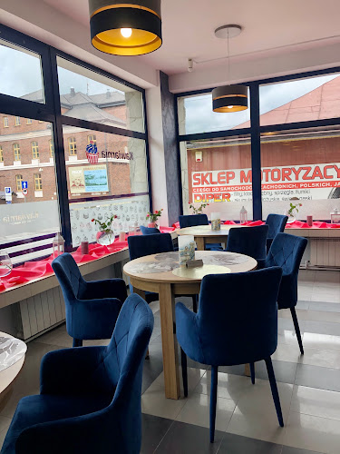 Opinii despre Słodkie Babki în Piwniczna-Zdrój - Gastronomia