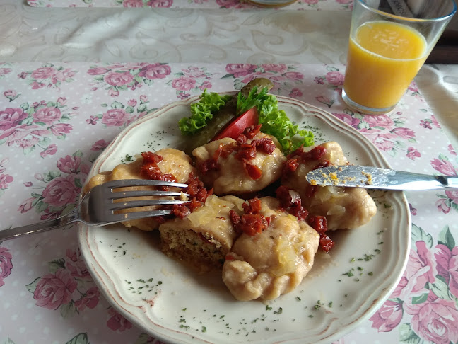 Restauracja Cela Pod Różą - Pierogarnia & Naleśnikarnia