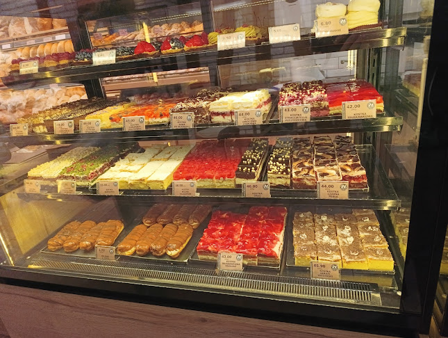 Opinii despre Piekarnia- Cukiernia Nowaczyk_sklep firmowy Tarnowo Podgórne în Tarnowo Podgórne - Gastronomia