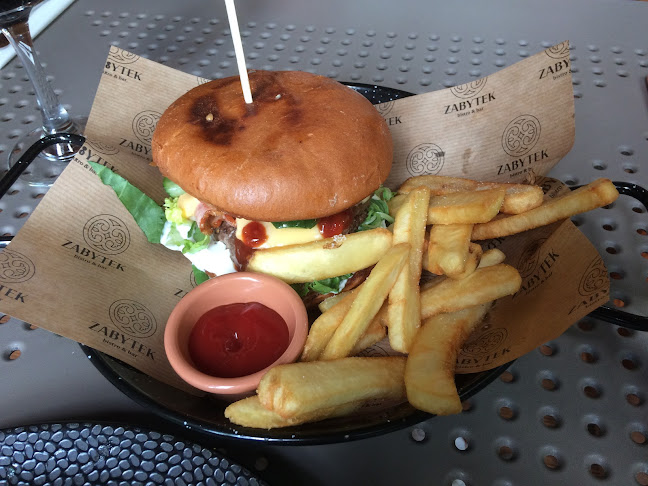 Jana Pawła II 14, 05-807 Podkowa Leśna