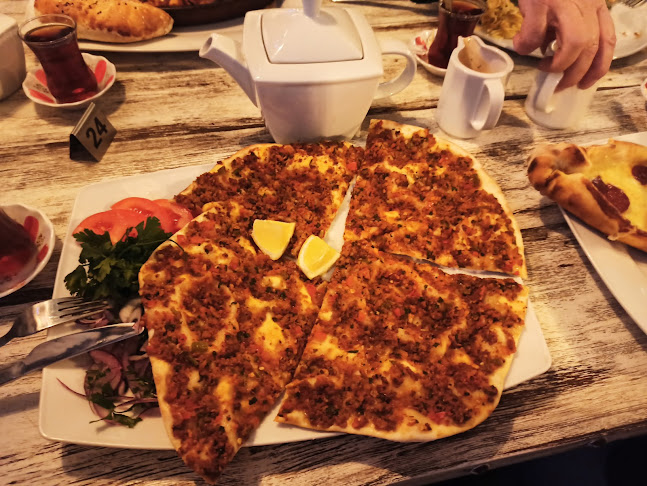Comments and reviews of EFES KEBAB