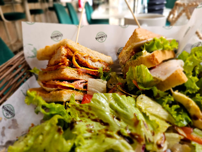 Cosmos Greek Food & Coffee - Gastronomia