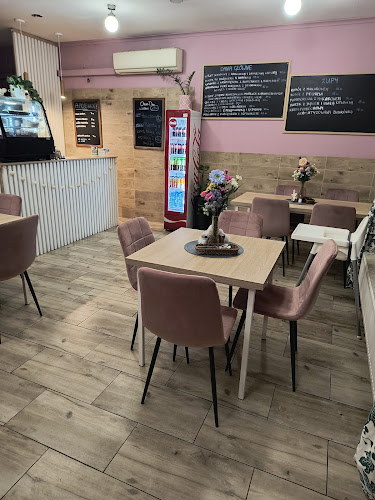 NieNaŻarty Bistro - Gastronomia