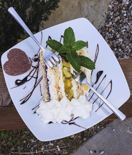 Opinii despre Burloch Cafè în Ruda Śląska - Gastronomia