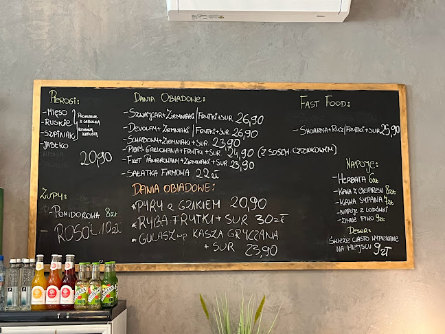 Bistro na Pięterku . Restauracja Kuchnia domowa Jedzenie na miejscu na wynos i z dostawą