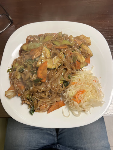 https://www.cowwilanowie.pl/miejsca/gastronomia/1908-bar-thai-and-viet