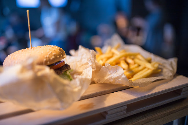 Cieszki 2, 33-190 Ciężkowice