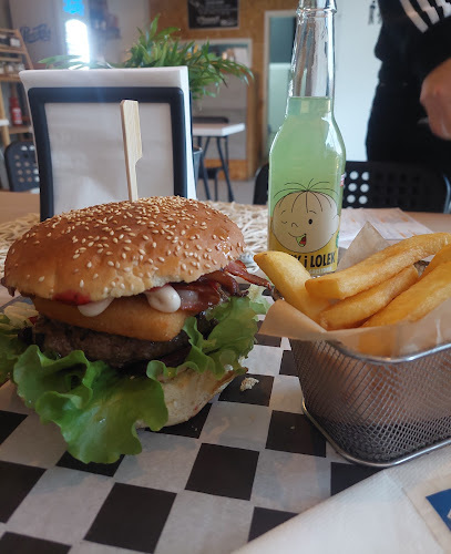 ChoNoTu BURGER - Gastronomia