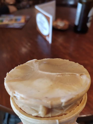 Comentarii opinii despre Herbaciarnia pod filarami