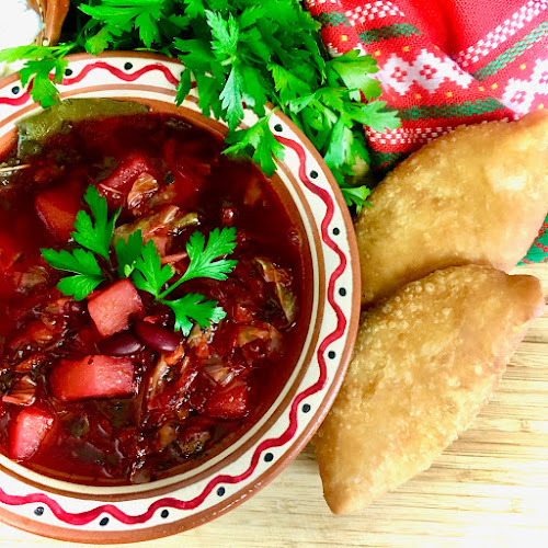 Kozacka Chatka kuchnia ukraińska i krymska - Gastronomia