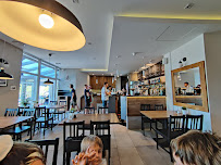 Fala Ustka ul. Chopina 9a