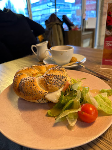 Różana Piekarnia Cukiernia Kawiarnia - Wrocław