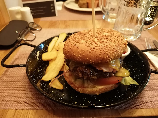 Zabytek Bistro&Bar - Podkowa Leśna