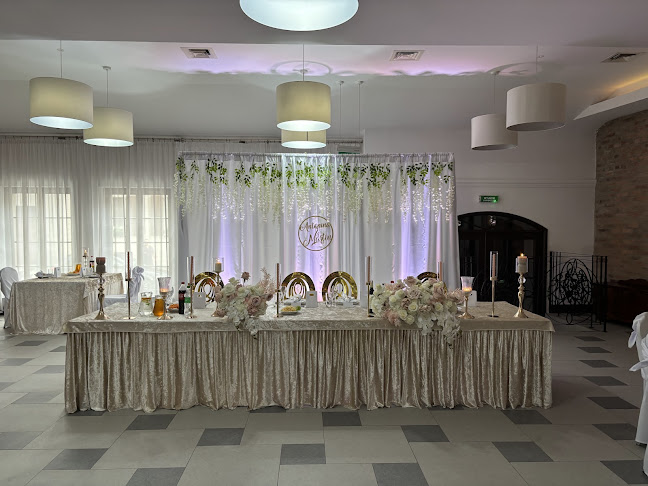 Prosta 22, 87-100 Toruń