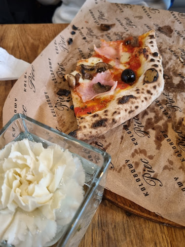 Kolorowy Piec Pizza Włoska - Toruń
