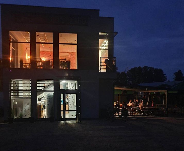 Comments and reviews of Bistro Moderno
