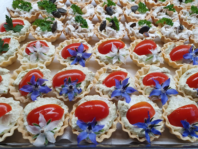 Catering and Party Service - Gastronomia
