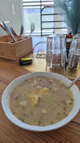 Bistro Moderno
